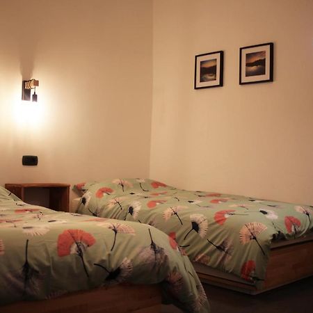 B&B Val Valerna เลซเซโน ภายนอก รูปภาพ
